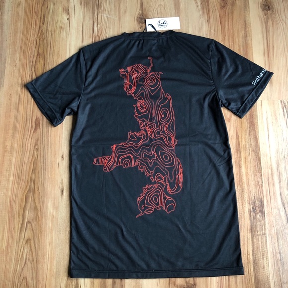 NEW Flathead Lake Montana Shirt Black Small Men’s - Picture 1 of 14